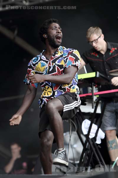 KELE OKEREKE - 2010-08-27 - SAINT CLOUD - Domaine National - Grande Scene - 